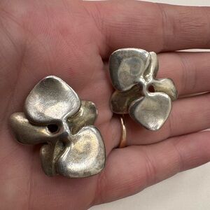 Tiffany & Co Exquisite Angela Cummings Orchid Sterling silver  Earrings